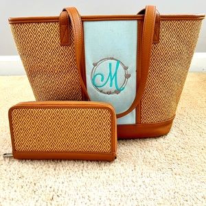 Thirty one shoulder bag and wallet